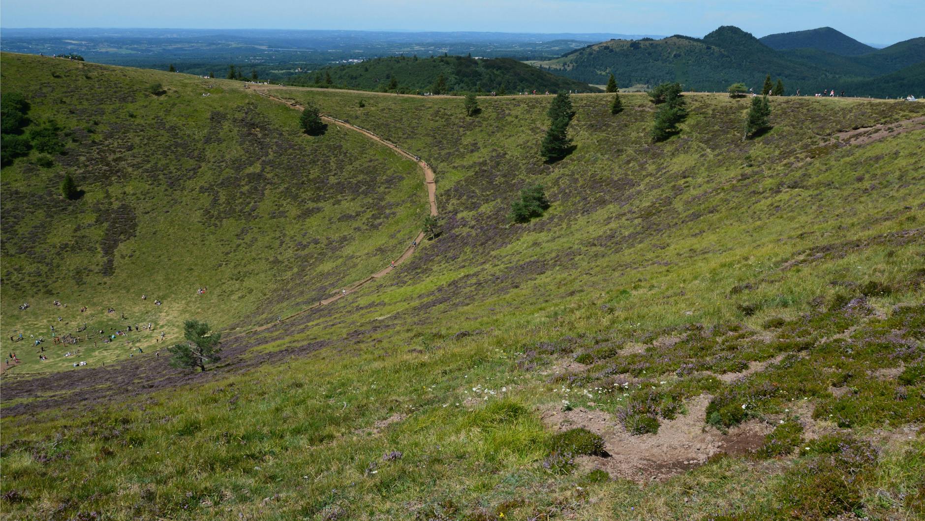 Randonnée en Auvergne en 2026 : Chaîne des Puys, Sancy et volcans UNESCO