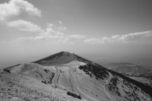 Ascension du Ventoux à pied : 3 itinéraires